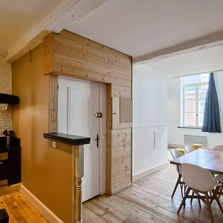 Old Charming Duplex Apartmán