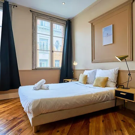 Old Charming Duplex Lille